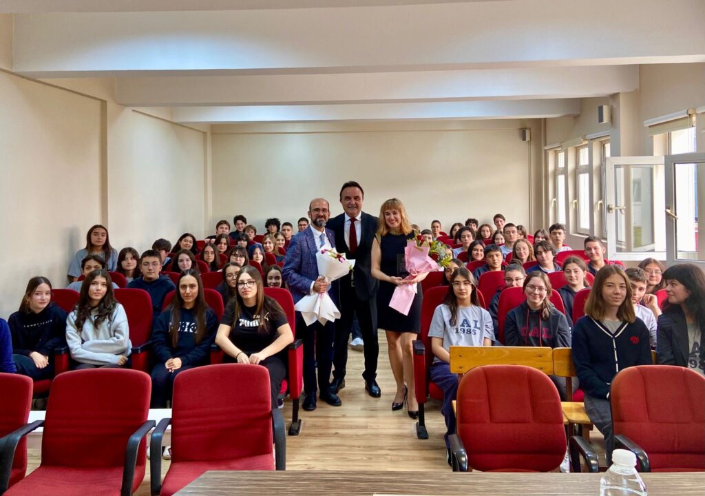 SİNEMA AKADEMİSYENİ GÖZÜYLE 9. ULUSLARARASI GÜZEL ORDU KISA FİLM FESTİVALİ'NE BAKIŞ